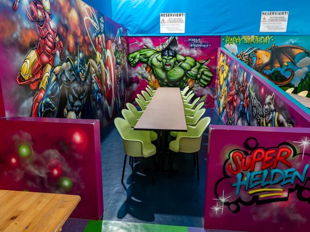 Themen-Box Helden-Box – Indoor-Spielplatz Kid’s World Saarlouis